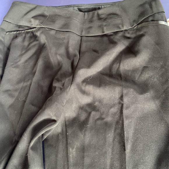 Dress pants - Picture 3 of 4